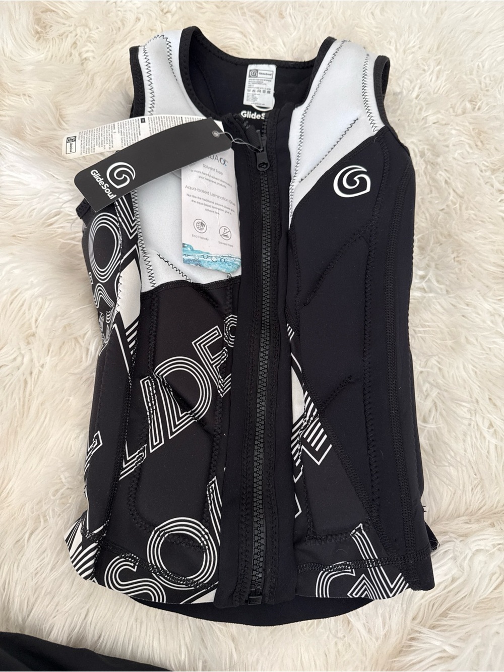 NWT GlideSoul Black & White Women's Neoprene Vest